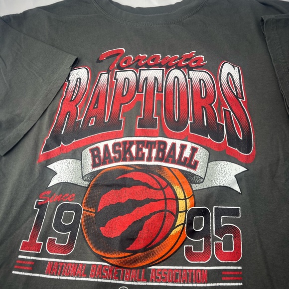 47 Brand Toronto Raptors Tee Size Large - Picture 2 of 3